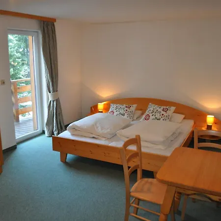 Guest house Jaktman 3*