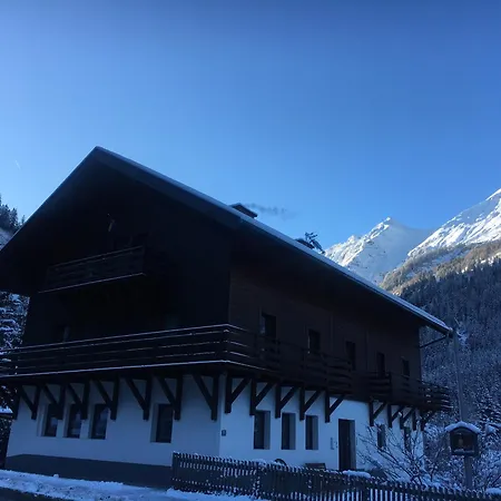 Guest house Jaktman 3*