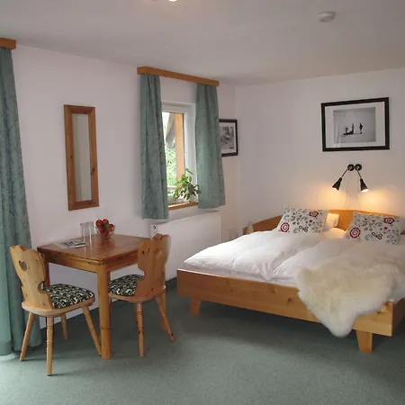 Guest house Jaktman 3*