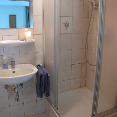 Guest house Jaktman 3*