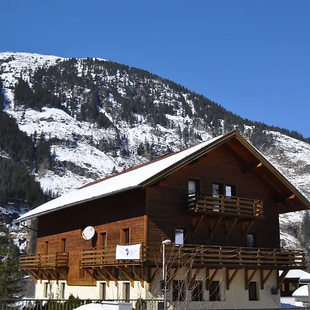 Jaktman ゲストハウス 3*